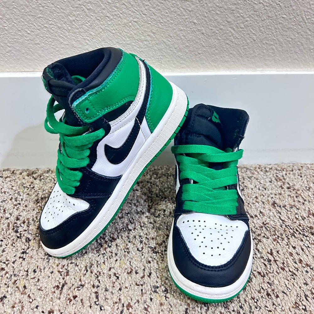 Jordan 1 Retro High OG “Lucky Greens” Youth Size 12c